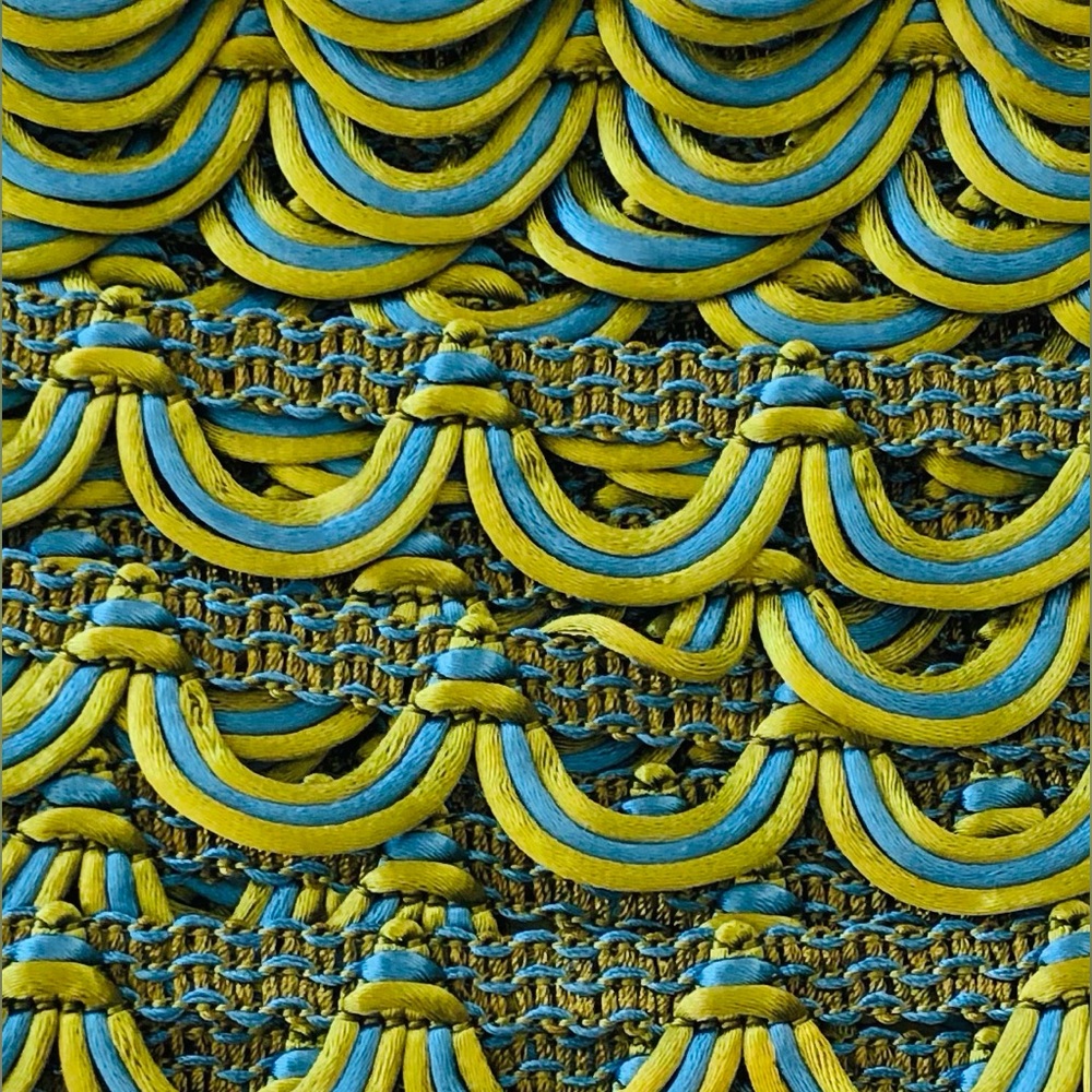 2 tone turquoise, & lime green Double loop scalloped braid in ornamental trim